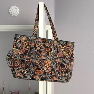 Vera Bradley Multicolor Paisley Tote 18x14